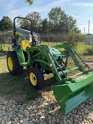 Image of John Deere 3038E equipment image 1