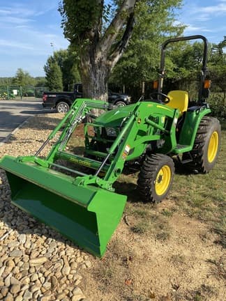 Main image John Deere 3038E
