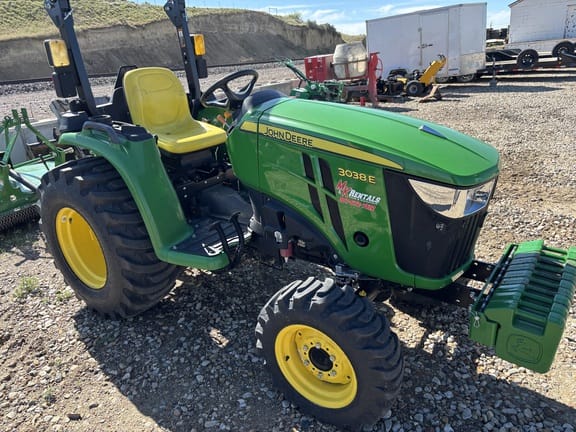 2023 John Deere 3038E Equipment Image0