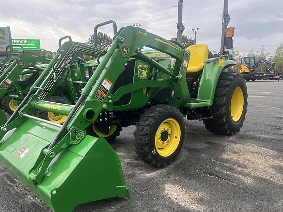 Image of John Deere 3038E equipment image 1