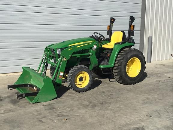 Image of John Deere 3038E equipment image 2