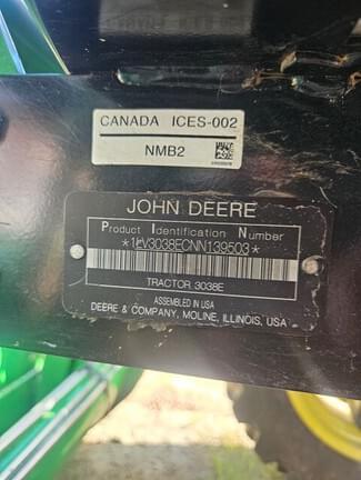 Image of John Deere 3038E equipment image 3