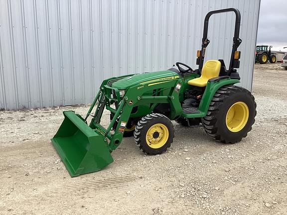 Image of John Deere 3038E equipment image 1