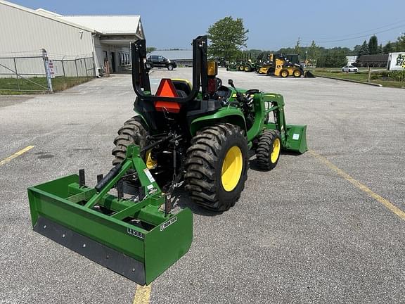 Image of John Deere 3038E equipment image 3