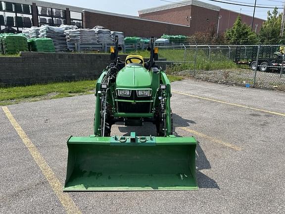 Image of John Deere 3038E equipment image 1