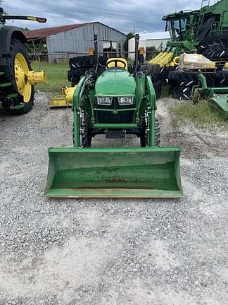 Image of John Deere 3038E equipment image 1