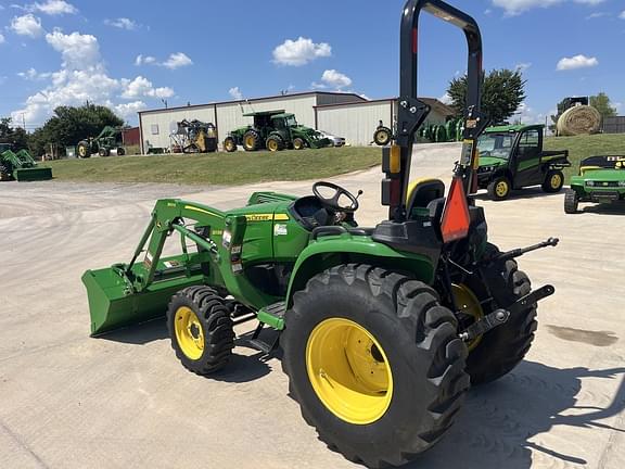 Image of John Deere 3038E equipment image 3