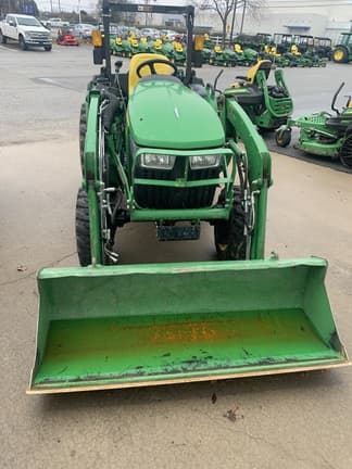 Image of John Deere 3038E equipment image 1