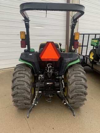 Image of John Deere 3038E equipment image 2