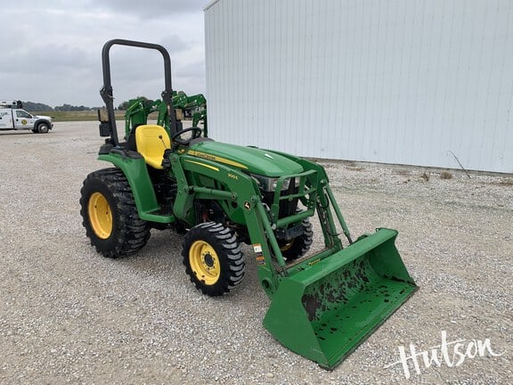 2023 John Deere 3038E Equipment Image0