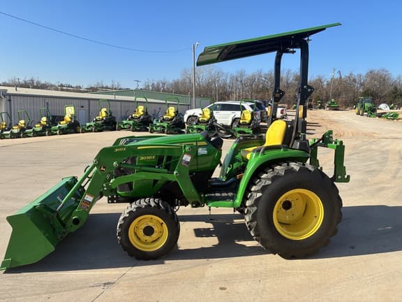 Image of John Deere 3038E equipment image 1
