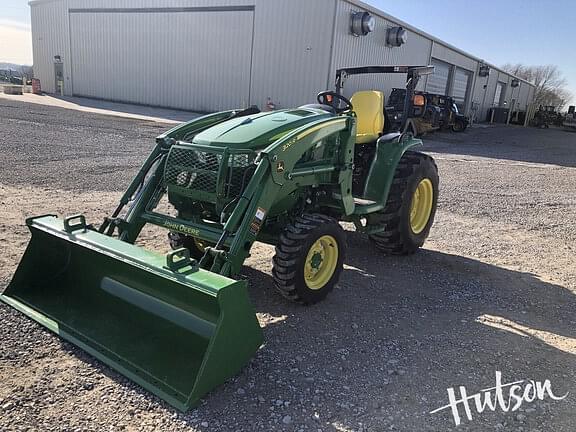 Image of John Deere 3039R equipment image 2