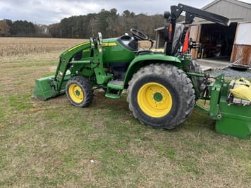 Main image John Deere 3039R