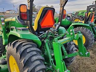 Main image John Deere 3039R 11