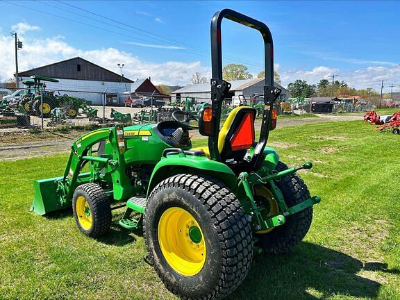 Image of John Deere 3039R equipment image 2