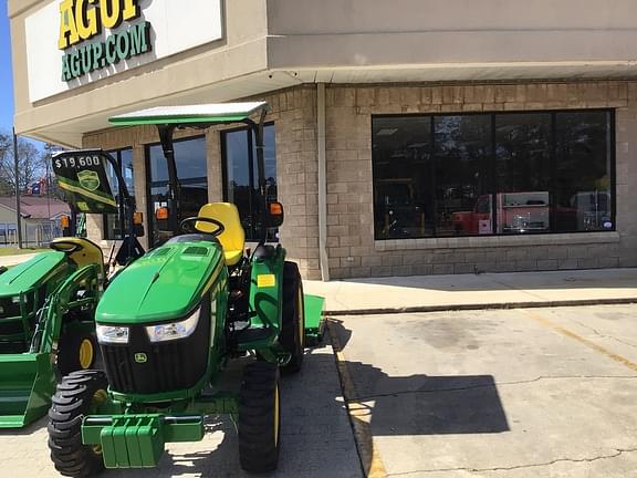 Image of John Deere 3039R equipment image 1