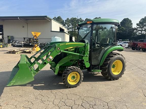 Image of John Deere 3039R equipment image 1