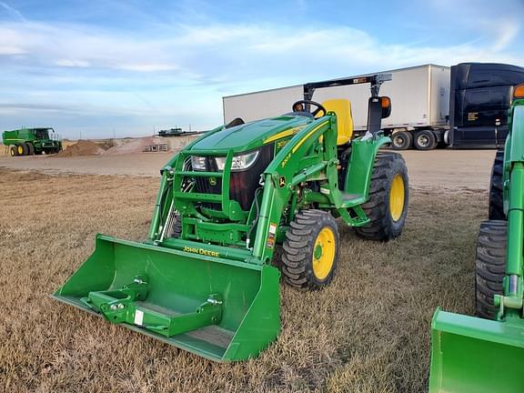 Image of John Deere 3039R Primary image