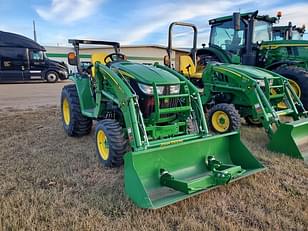 Main image John Deere 3039R 4