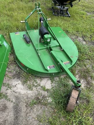 Image of John Deere 3039R equipment image 2