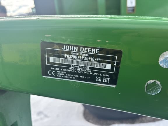 Image of John Deere 3039R equipment image 2