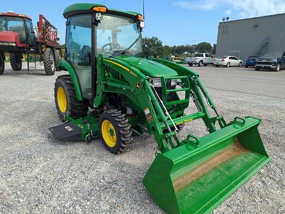 Image of John Deere 3039R equipment image 2