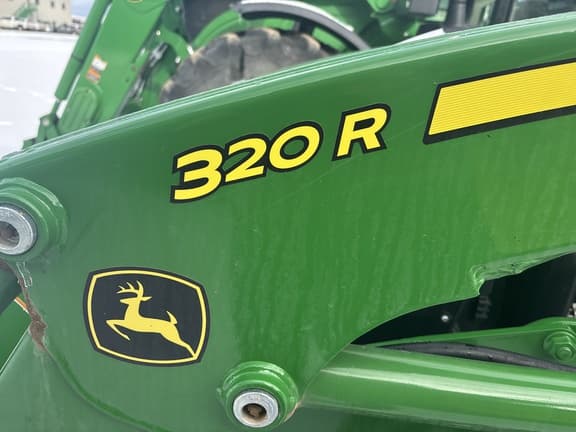 Image of John Deere 3039R equipment image 2