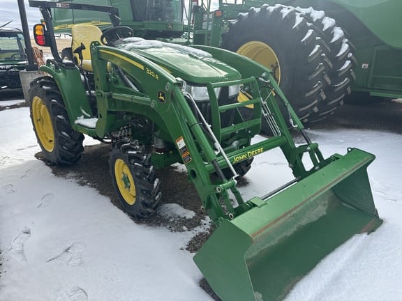 2023 John Deere 3039R Equipment Image0
