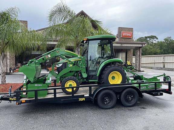 Image of John Deere 3039R equipment image 1