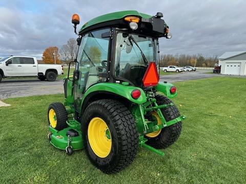 Image of John Deere 3039R equipment image 2