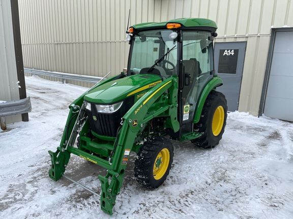 Main image John Deere 3039R
