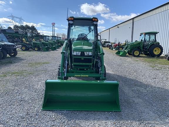 Image of John Deere 3039R equipment image 2