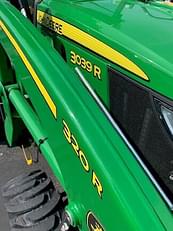 Main image John Deere 3039R 4