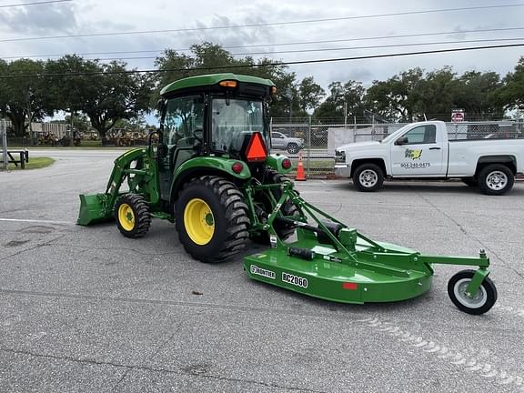 Image of John Deere 3039R equipment image 4