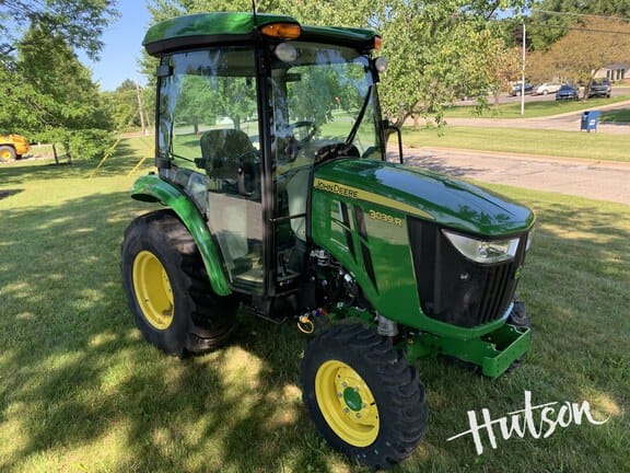 Main image John Deere 3039R