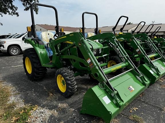 Image of John Deere 3043D equipment image 3