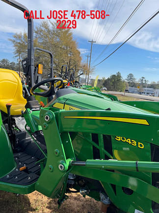 Image of John Deere 3043D Image 1