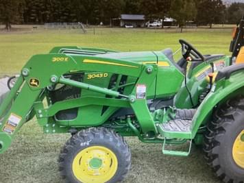 Main image John Deere 3043D
