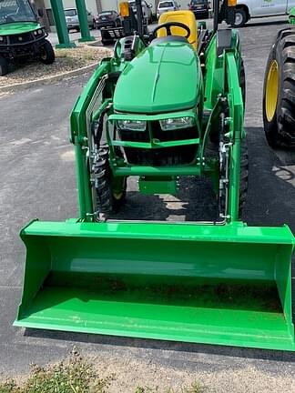Image of John Deere 3043D equipment image 2