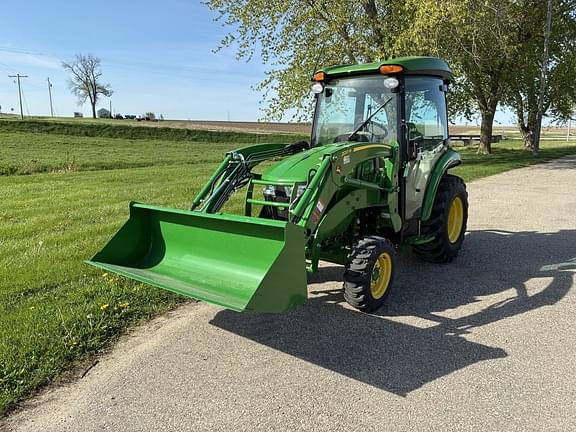 Image of John Deere 3046R Primary image