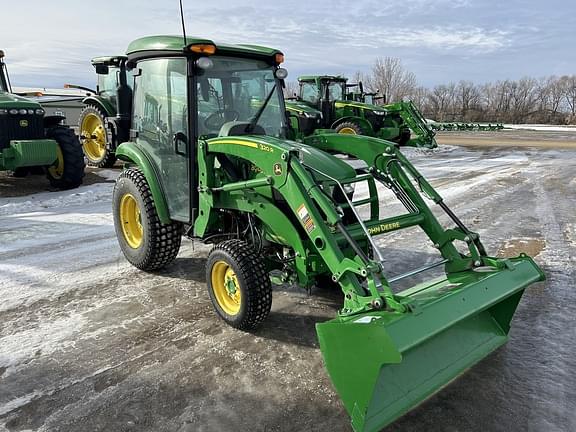 Image of John Deere 3046R equipment image 2