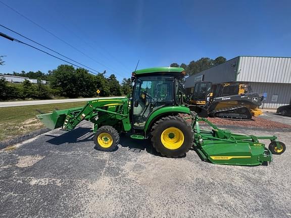 Image of John Deere 3046R equipment image 1