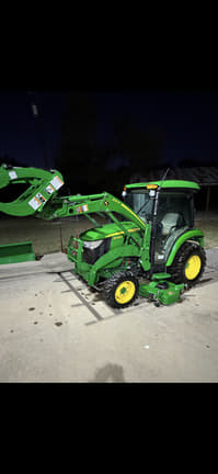 Image of John Deere 3046R Primary image