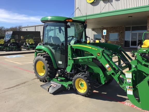 Image of John Deere 3046R equipment image 4