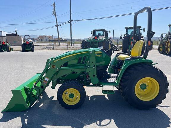 Image of John Deere 3046R equipment image 2