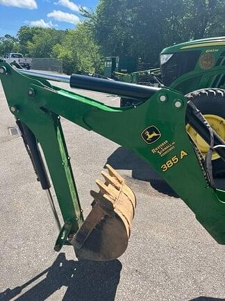 Image of John Deere 3046R equipment image 3