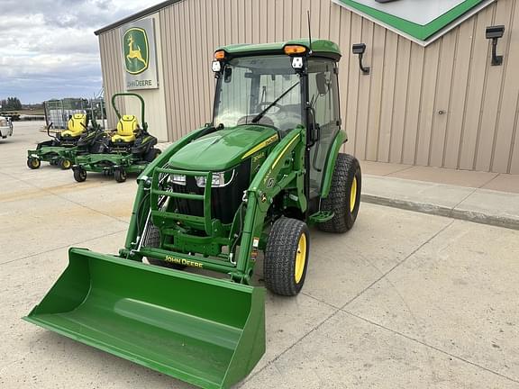 Image of John Deere 3046R equipment image 1