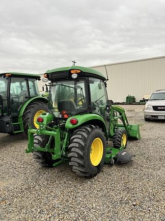 Image of John Deere 3046R equipment image 2