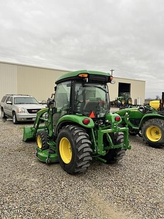 Image of John Deere 3046R equipment image 3