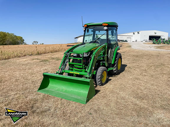 Image of John Deere 3046R equipment image 1